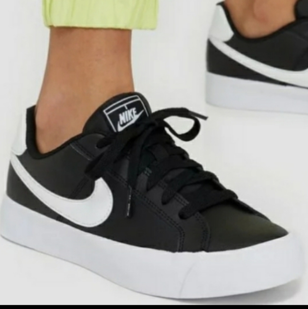 Nike Court Royale Sneakers IRIDESCENT